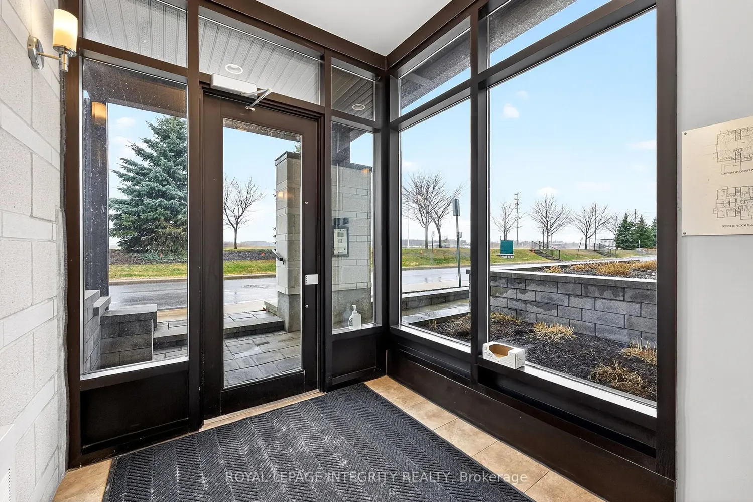 150 Guelph Private 101 photo 2