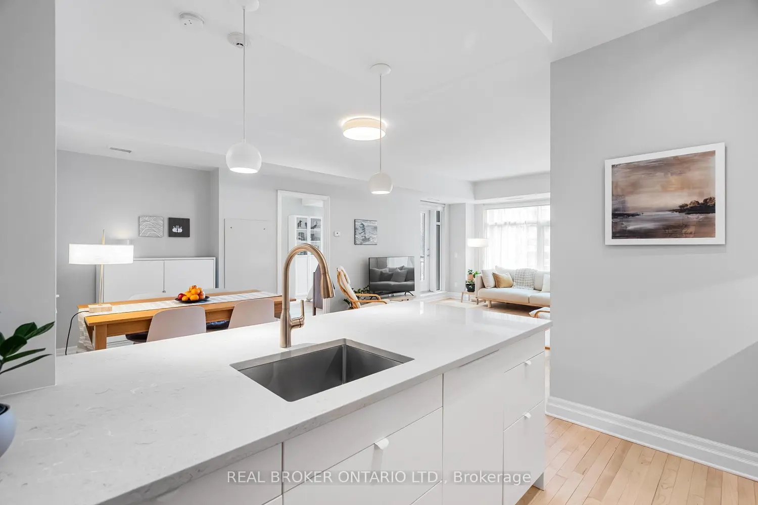 Additional image 3 of 235 Kent Street 810