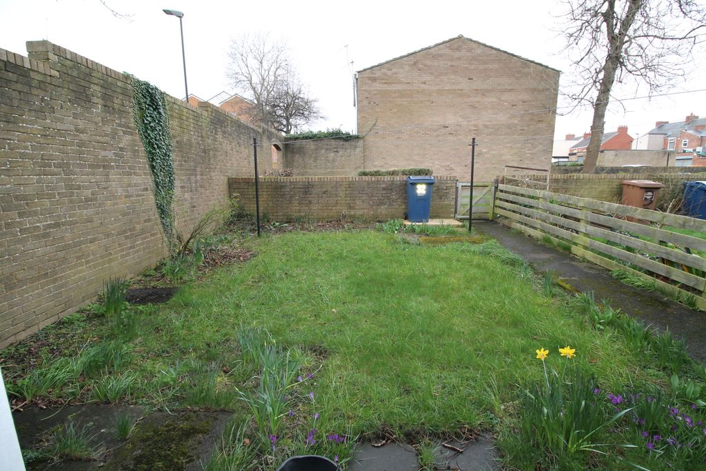 Additional image 7 of 1 bed flat for saleAvon Terrace, Columbia, Washington NE38