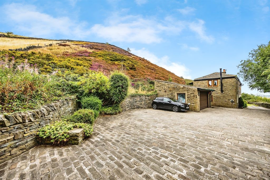 Additional image 27 of 4 bed detached house for salePule Hill, Boothtown, Halifax HX3