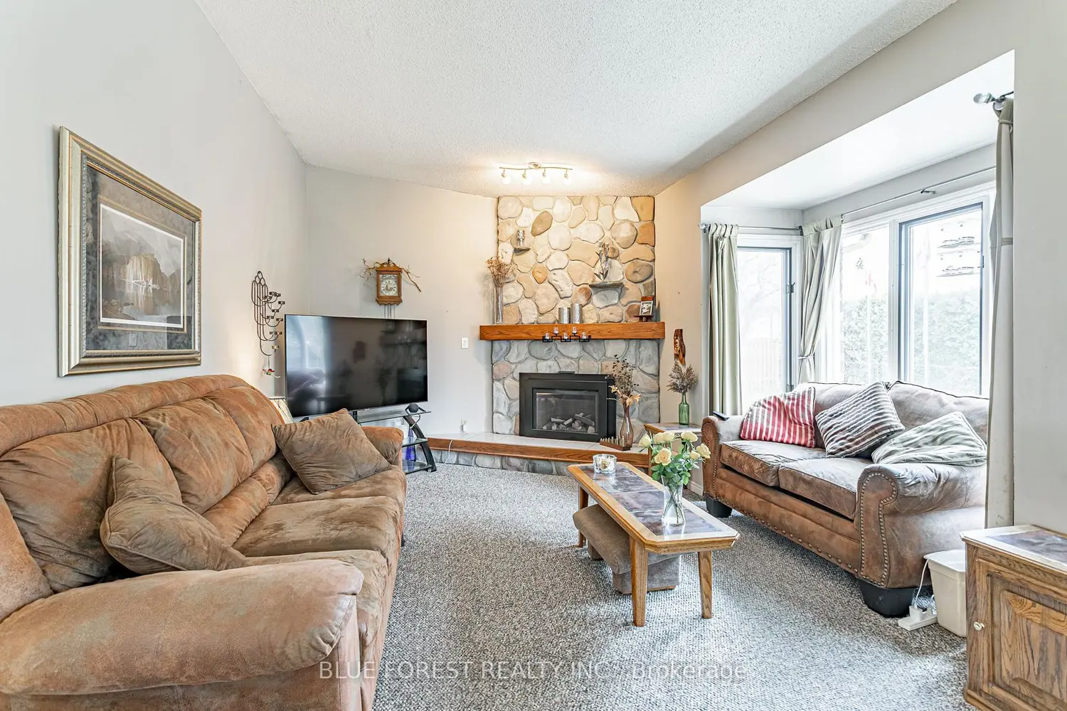 188 Scarlett Circle photo 2