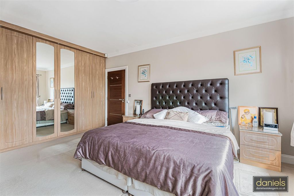 Additional image 13 of 6 bed detached house for saleSudbury Court Drive, Harrow HA1