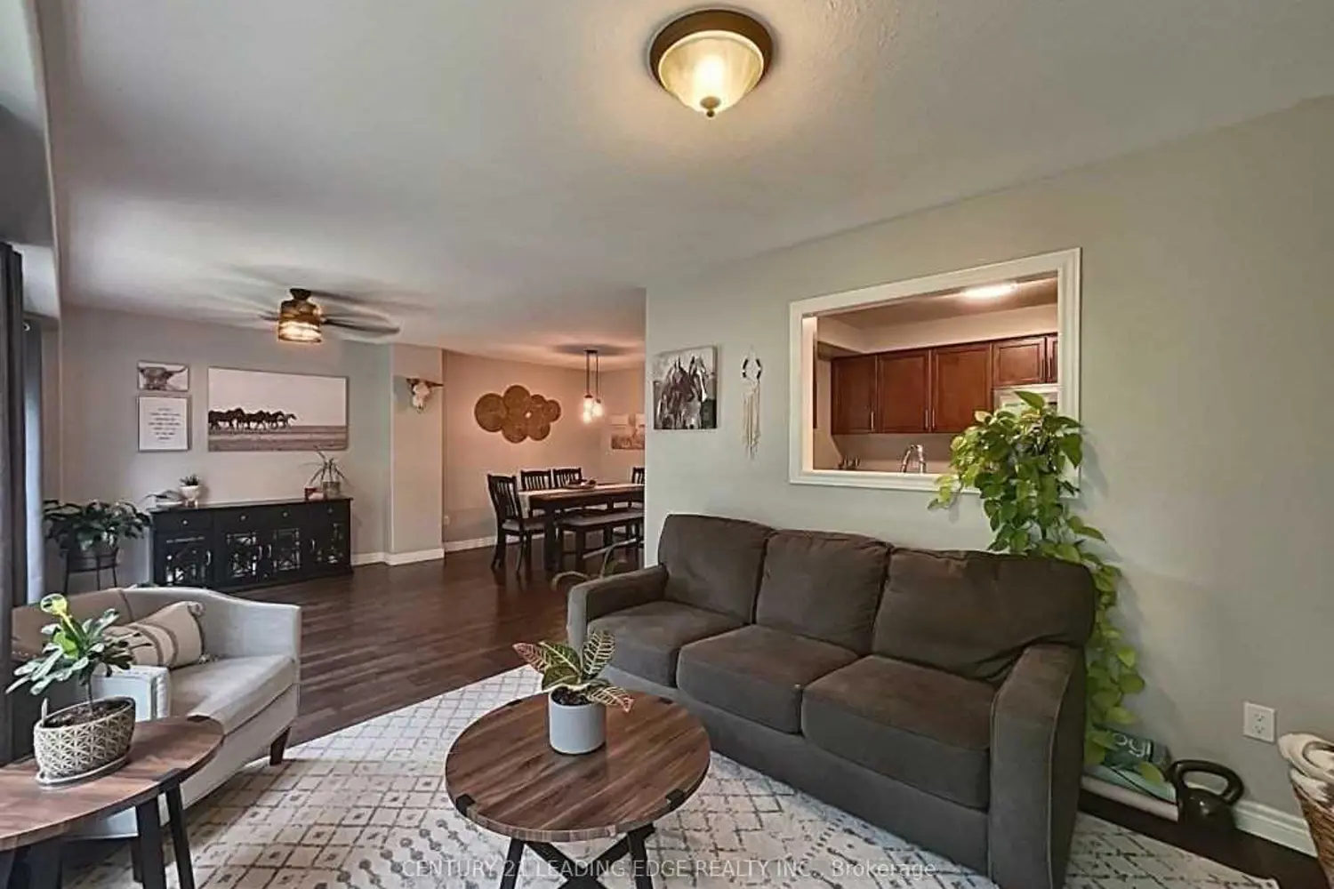 124 College Street 9 photo 5