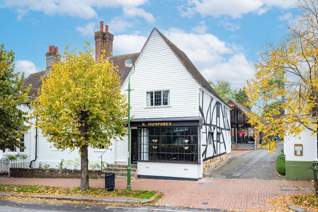 4 bed detached house for sale65 High Street, Lindfield RH16