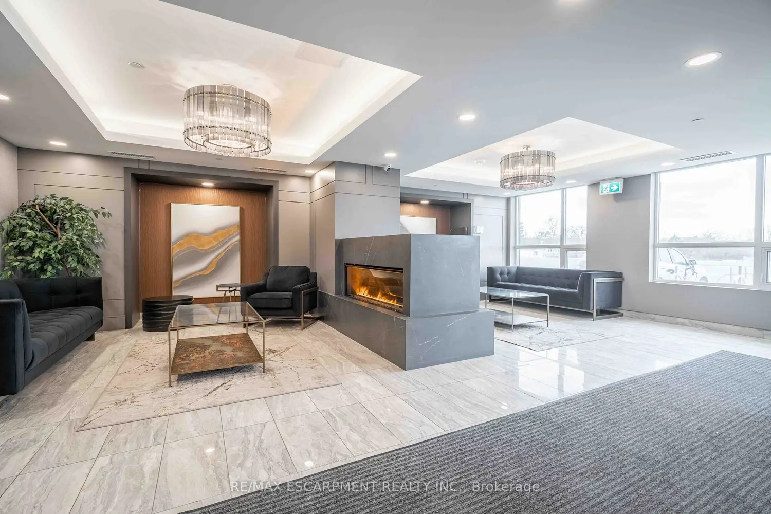 Additional image 3 of 5055 Greenlane Road 541