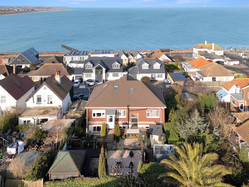Additional image 32 of 5 bed detached house for saleHarcourt Drive, Herne Bay CT6