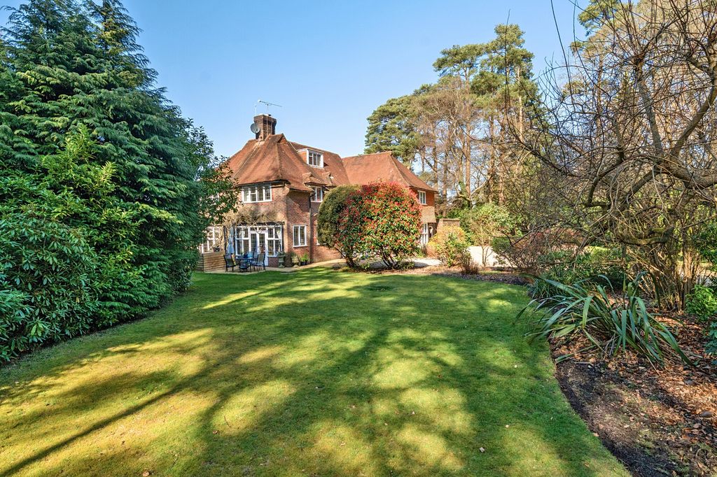 Additional image 22 of 5 bed detached house for saleTilford Road, Hindhead GU26