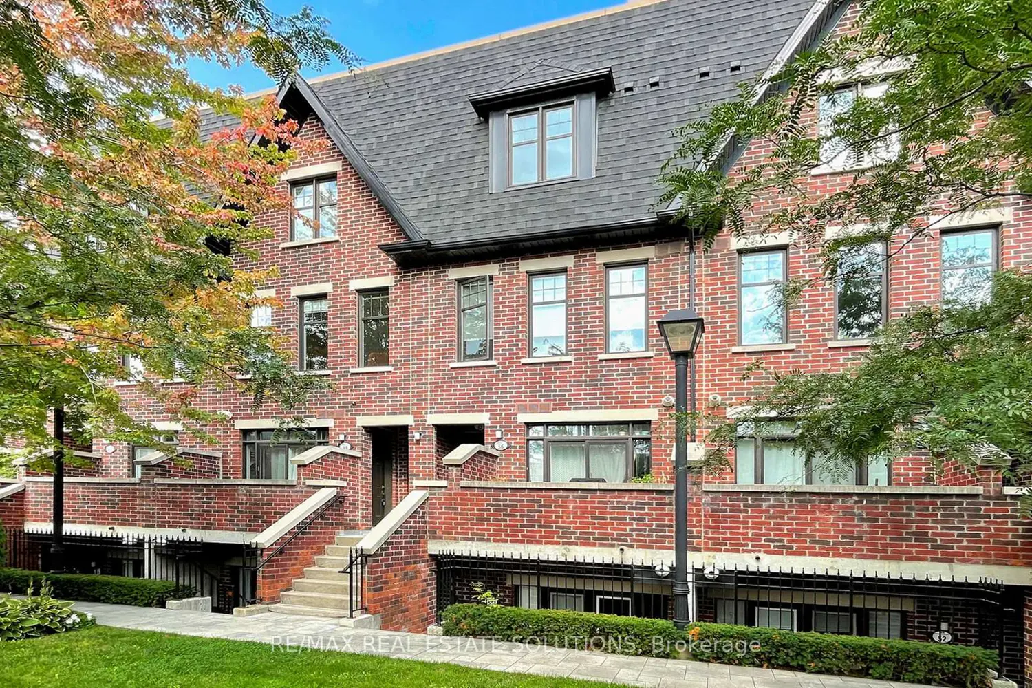 140 Broadview Avenue 59