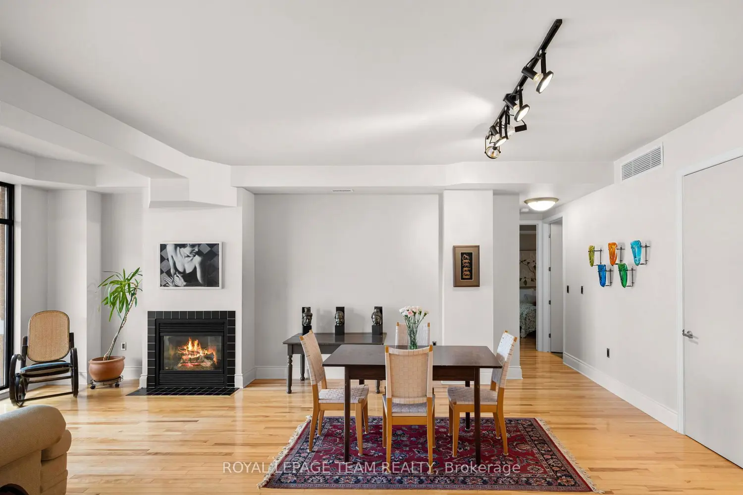 Additional image 5 of 260 Besserer Street 202