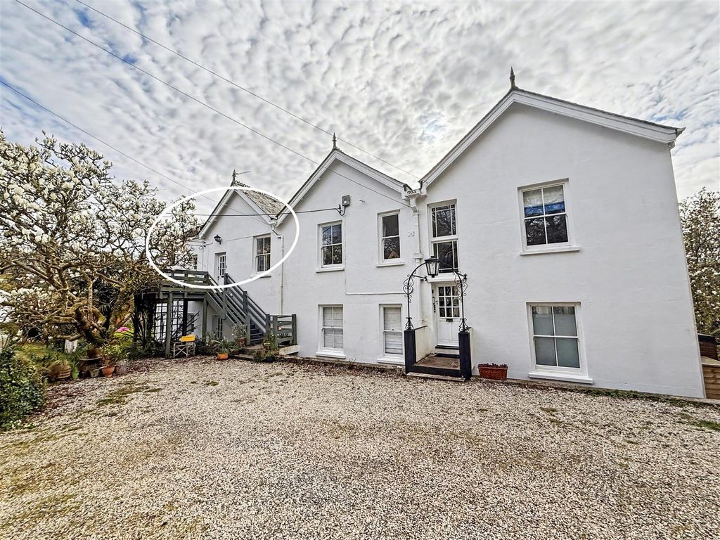 1 bed flat for saleTrewince Lane, Port Navas, Constantine, Falmouth TR11