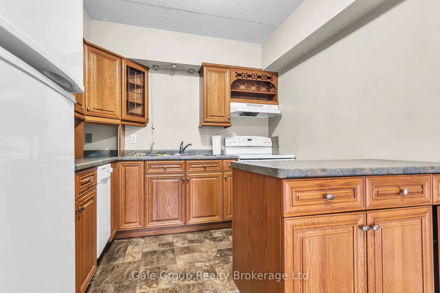 Additional image 9 of 163 Ferguson Drive 302