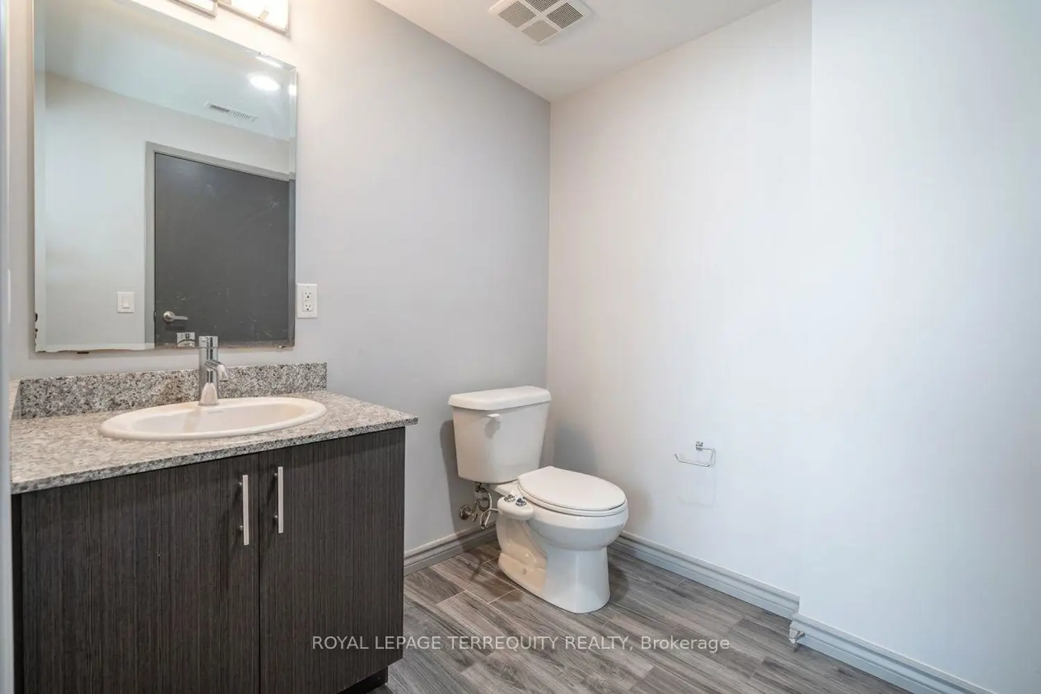 Additional image 10 of 275 Larch Street F106