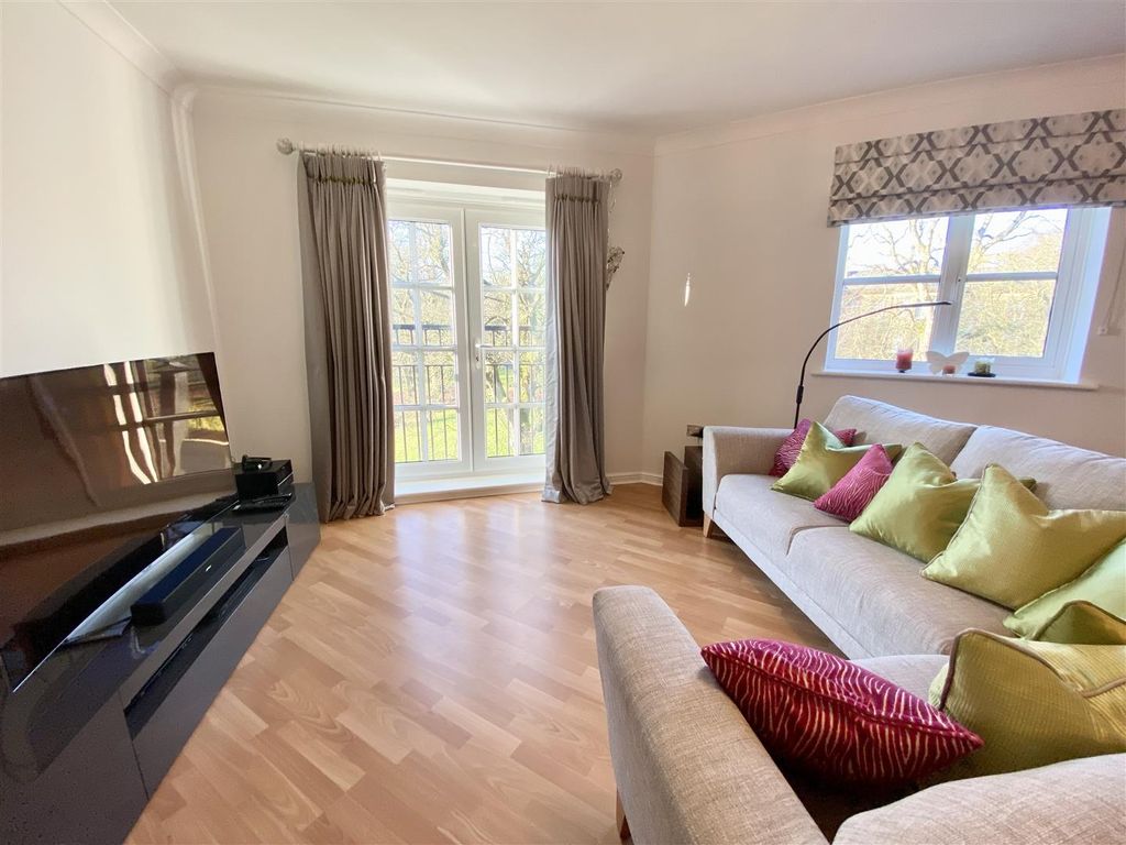 Additional image 2 of 2 bed flat for saleAlmond Court, Northowram, Halifax HX3