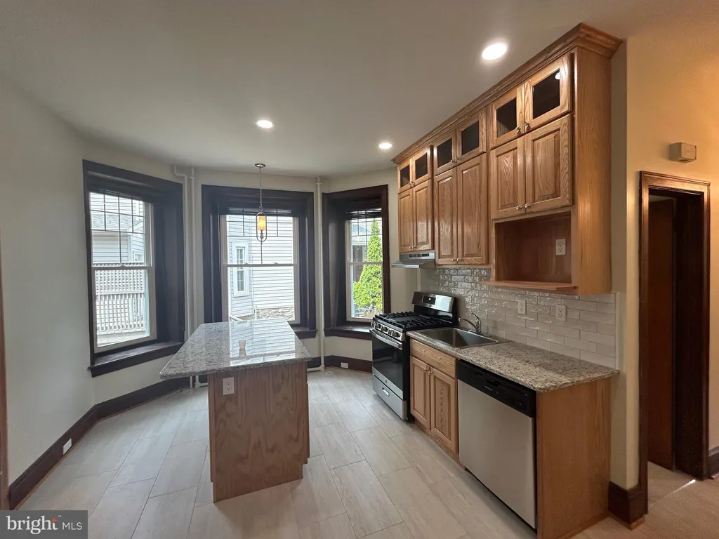 Additional image 11 of 212 Forrest Avenue Unit FIRST FLOOR Unit FIRST FLOO, Narberth, PA 19072