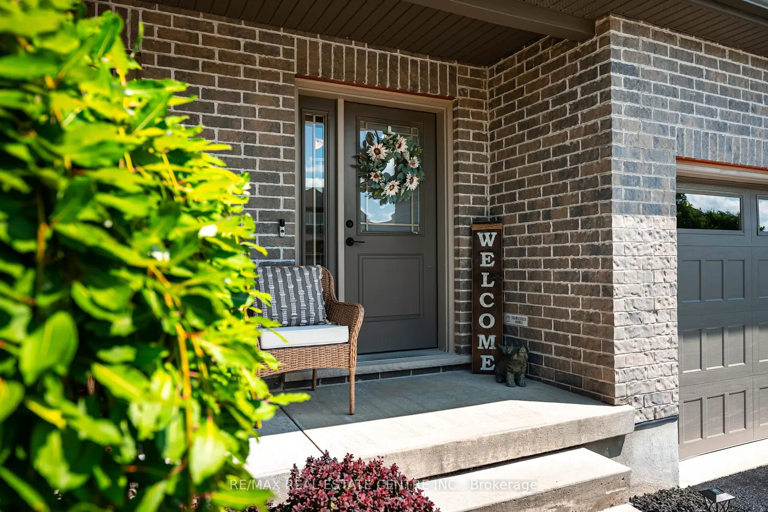 121 Taylor Drive photo 3