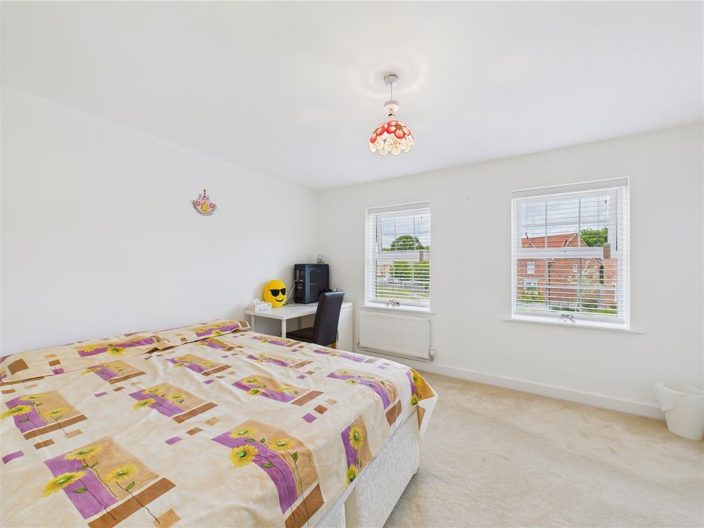 Additional image 16 of 4 bed detached house for saleField View Drive, Hessle HU13