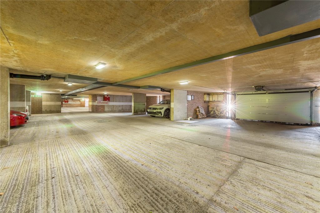 Additional image 13 of 1 bed flat for saleThe Drive, Hove, East Sussex BN3