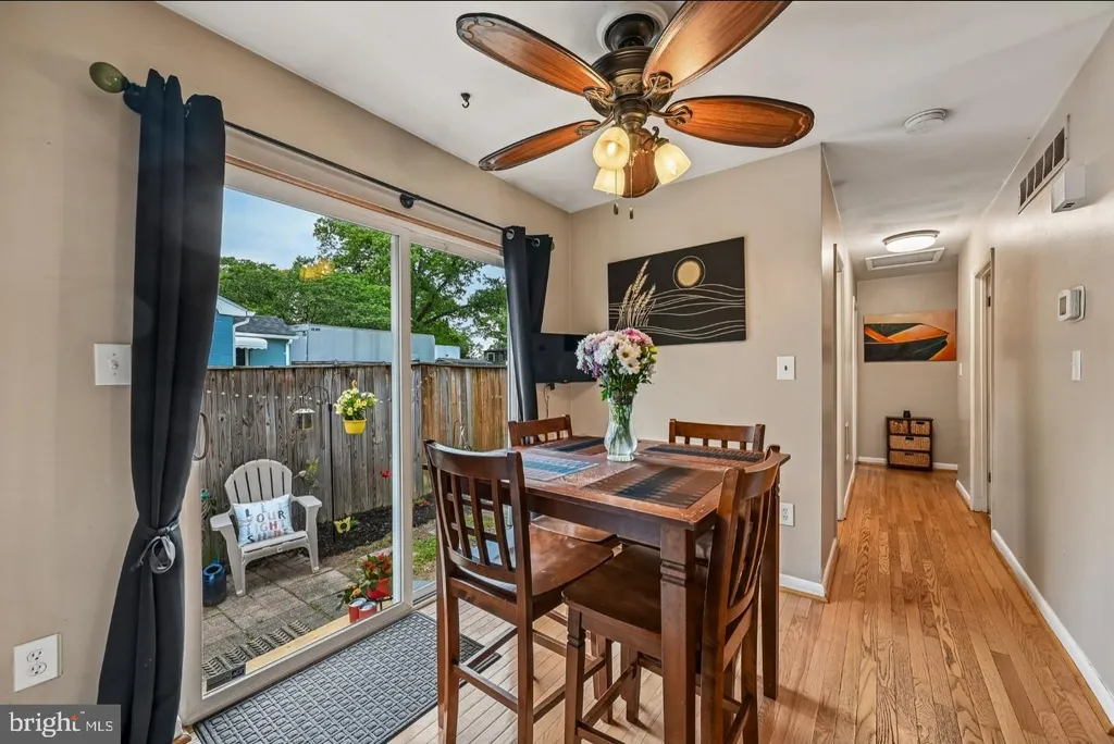 22 Main Avenue SW, Glen Burnie, MD 21061