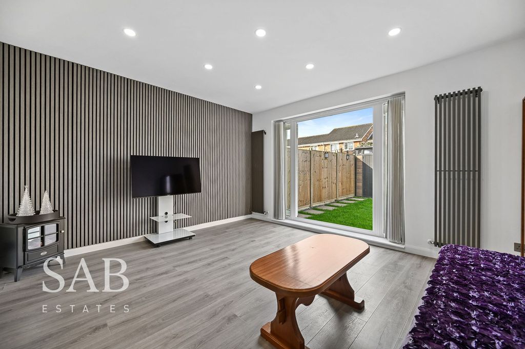 Additional image 2 of 4 bed detached house for saleKingsash Drive, Hayes UB4