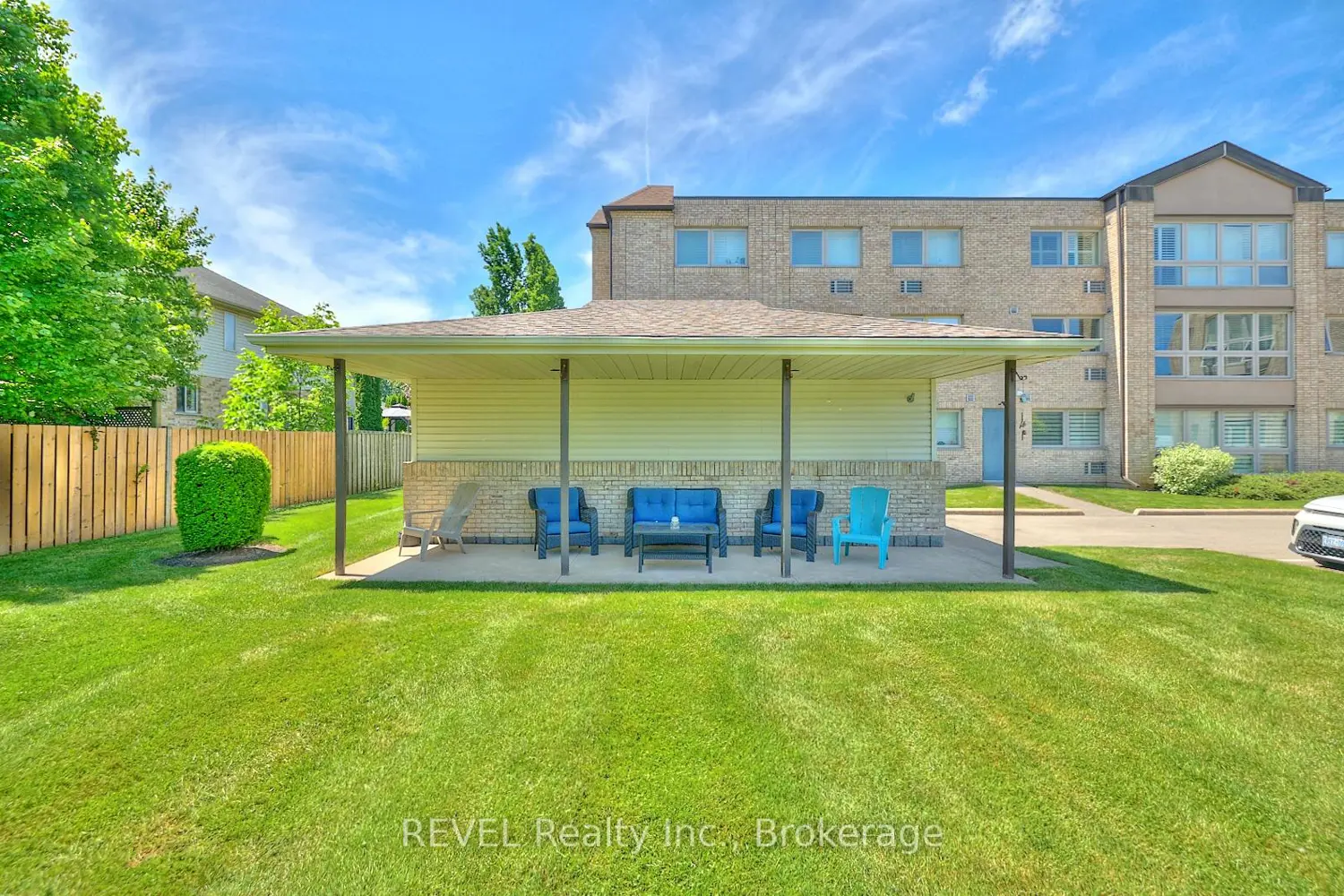 Additional image 16 of 3364 Montrose Road 301
