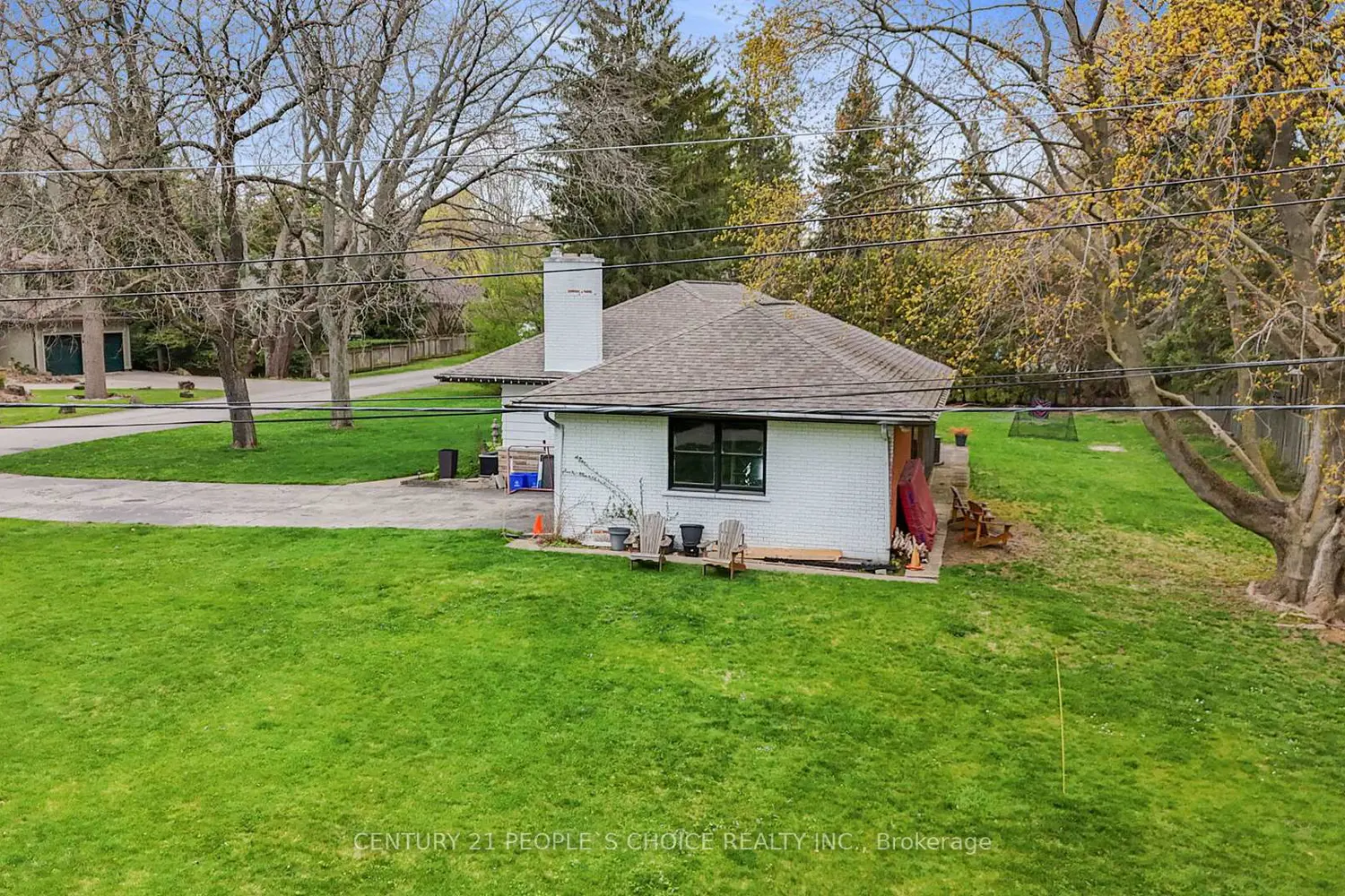 167 Blue Water Place photo 2