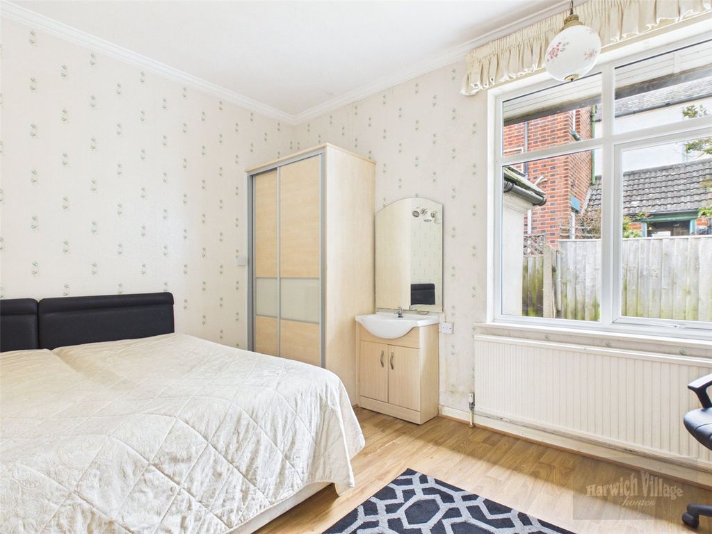 Additional image 18 of 4 bed detached house for saleBeach Road, Harwich, Essex CO12