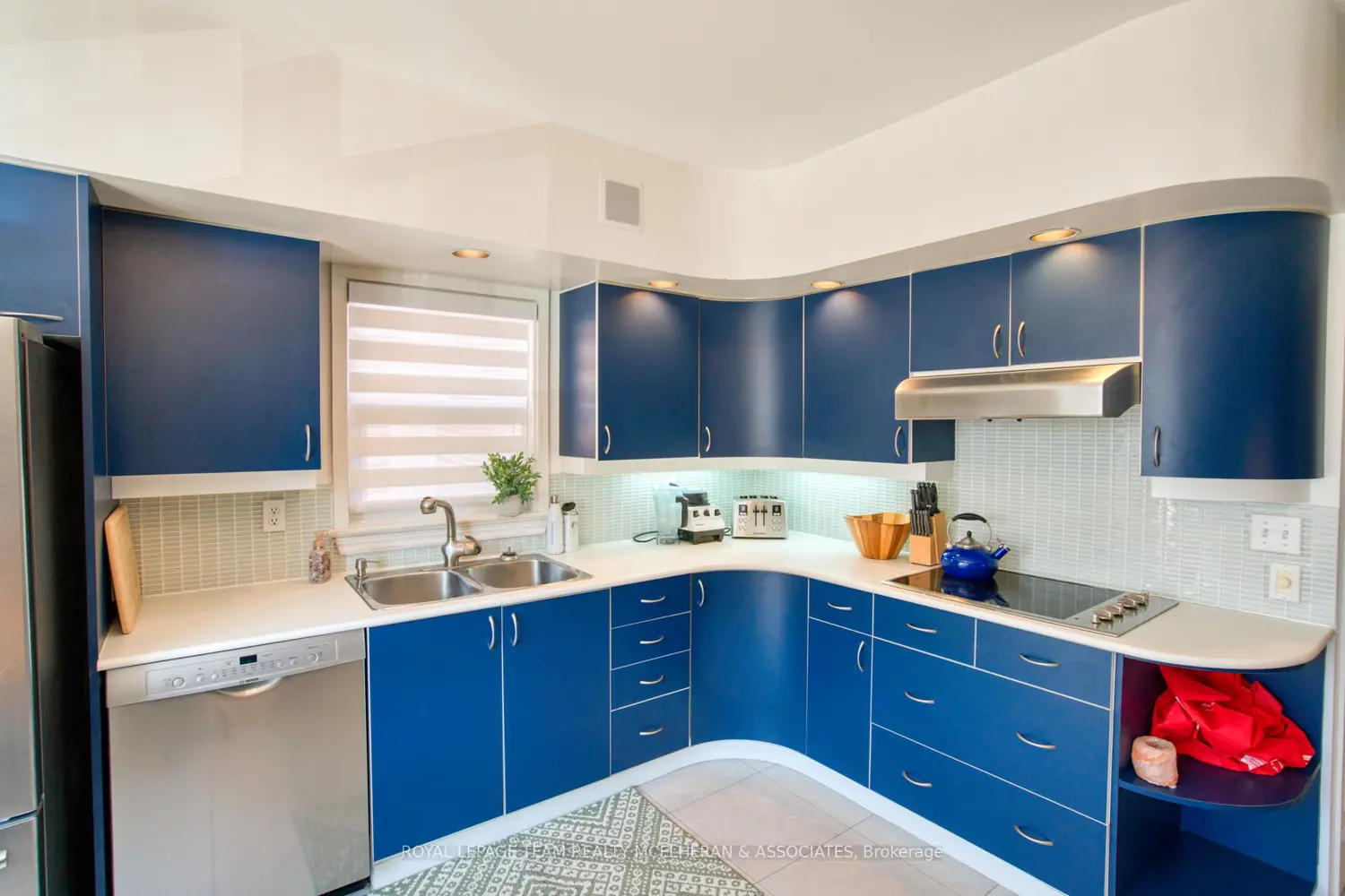43 Rideau Terrace photo 4