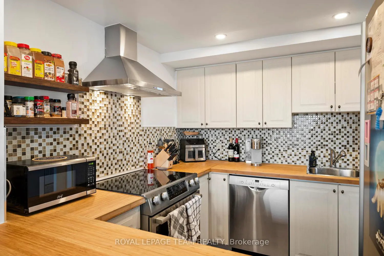 Additional image 6 of 45 Holland Avenue 902