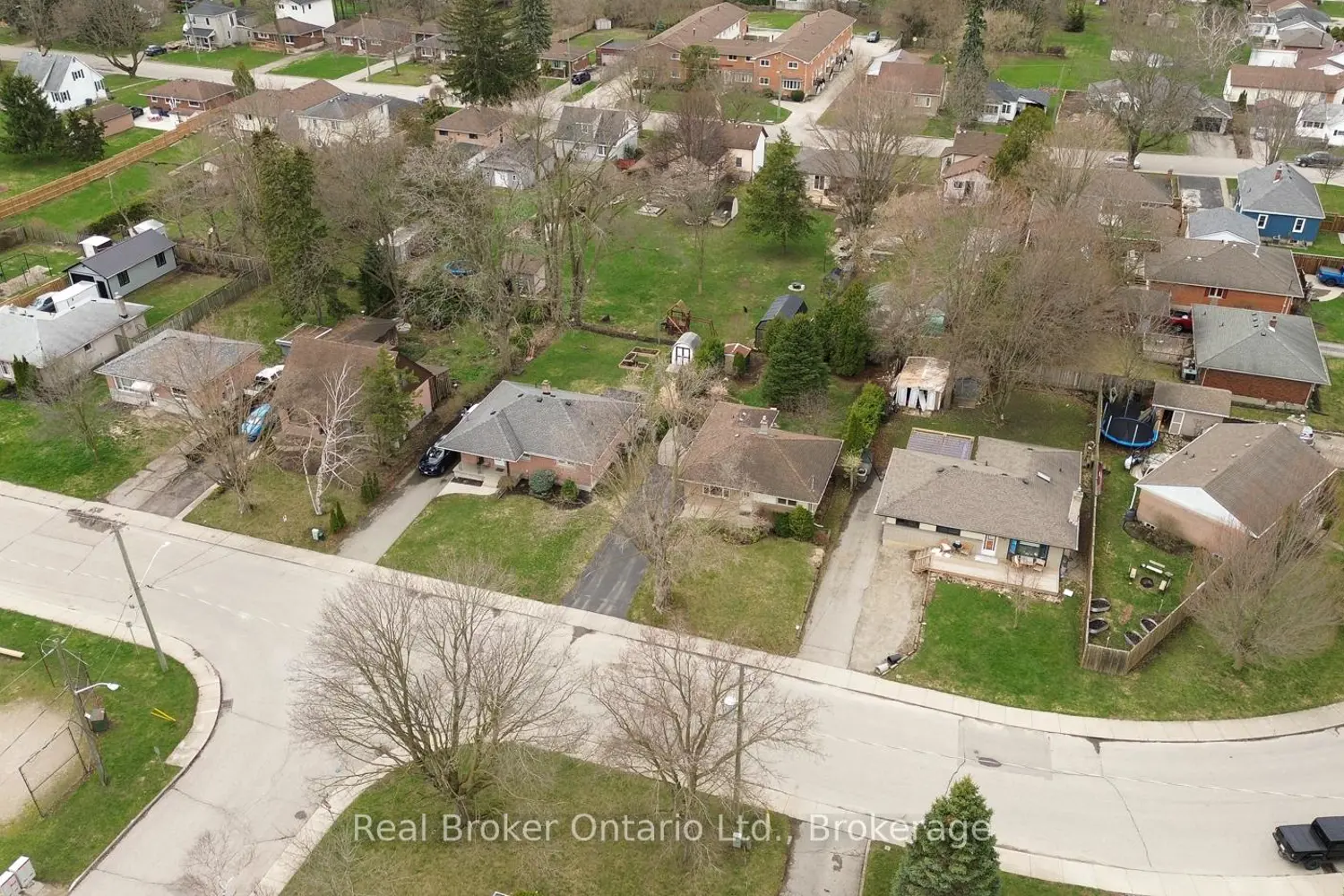 Additional image 18 of 38 Aileen Drive