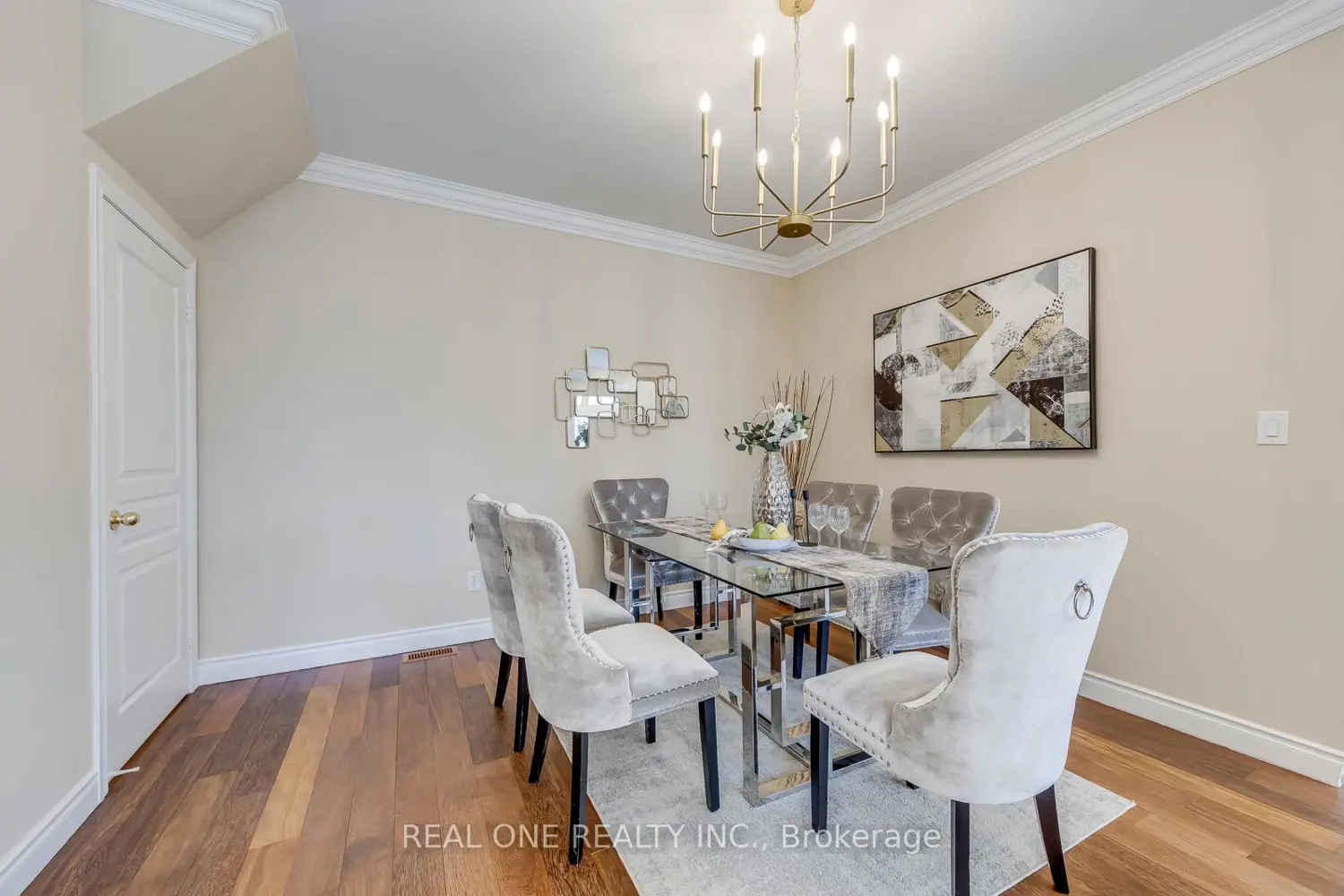 2363 Parkglen Avenue photo 2