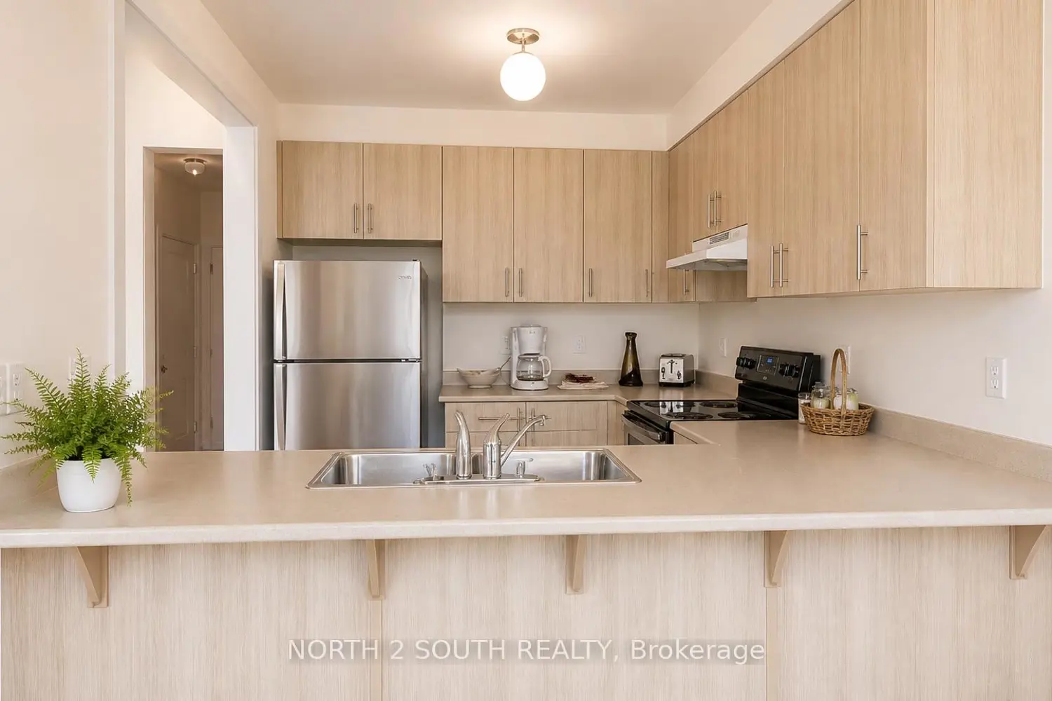 15 Gower Drive photo 4