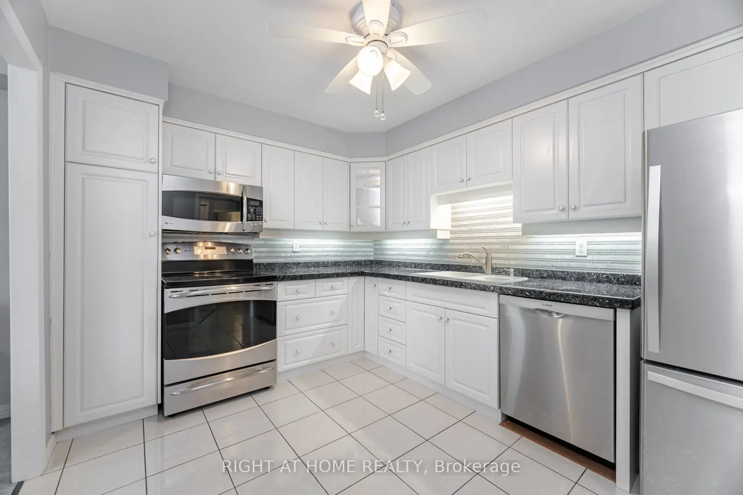 166 Mountain Park Avenue 201 photo 5