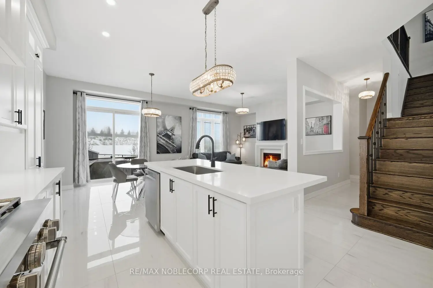 40 Pierce Place photo 5