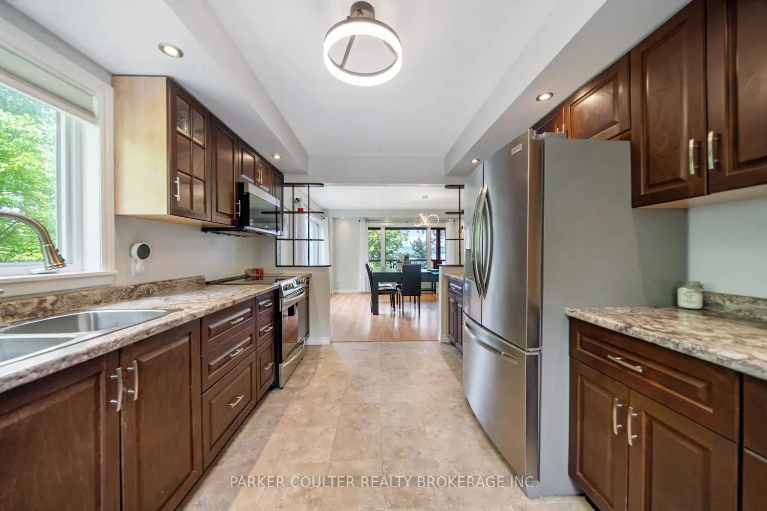1033 Harvest Moon Lane photo 5