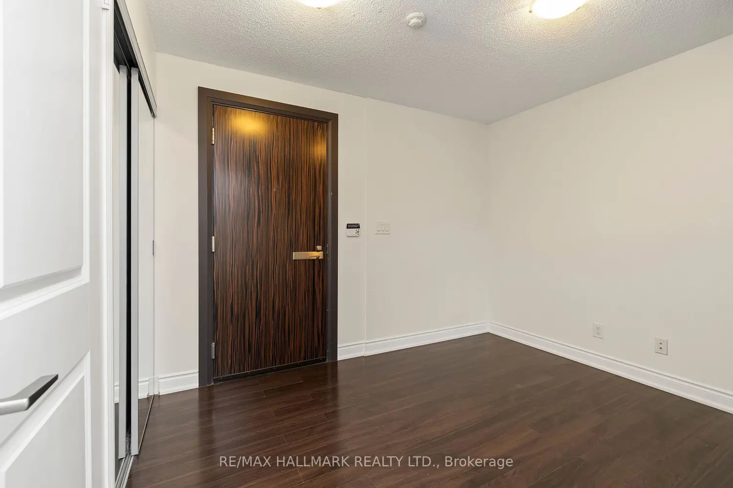 253 South Park Road 308