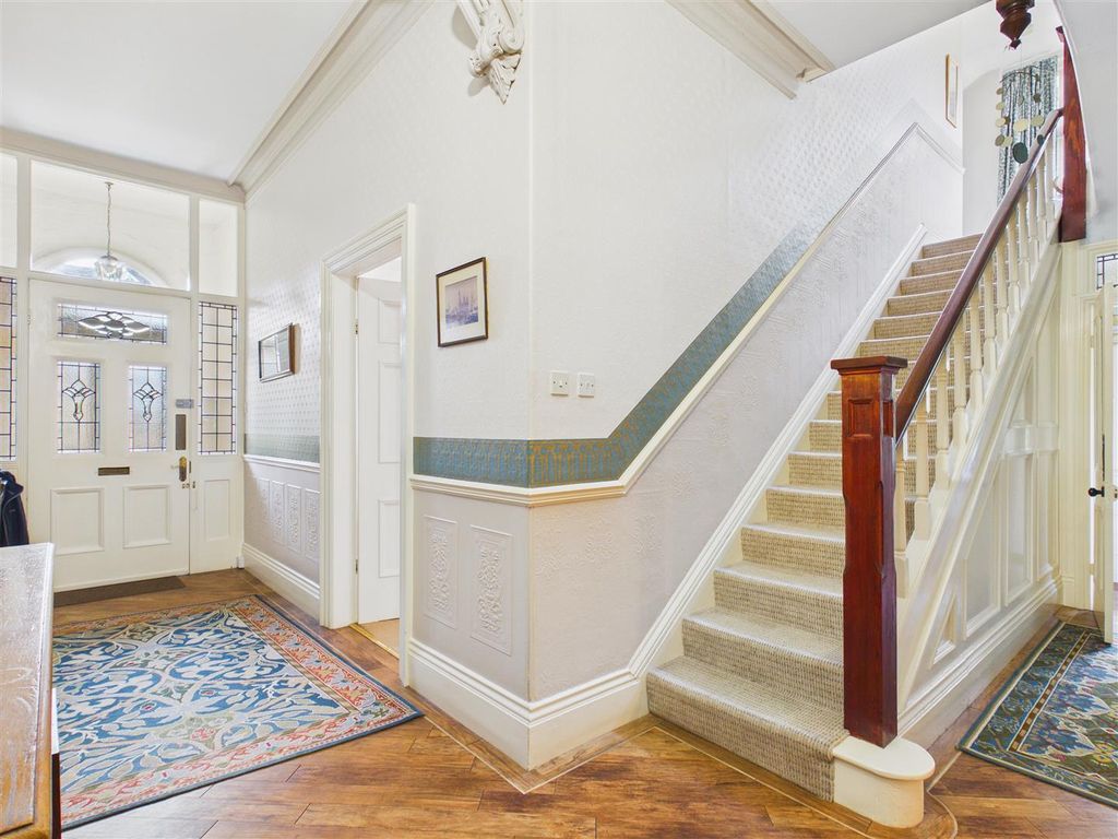 Additional image 5 of 5 bed semi-detached house for saleDavenport Avenue, Hessle HU13