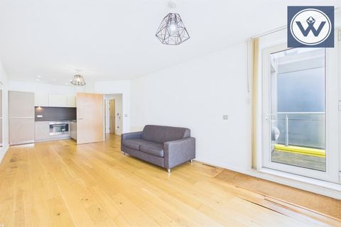 One Smithfield Square M4