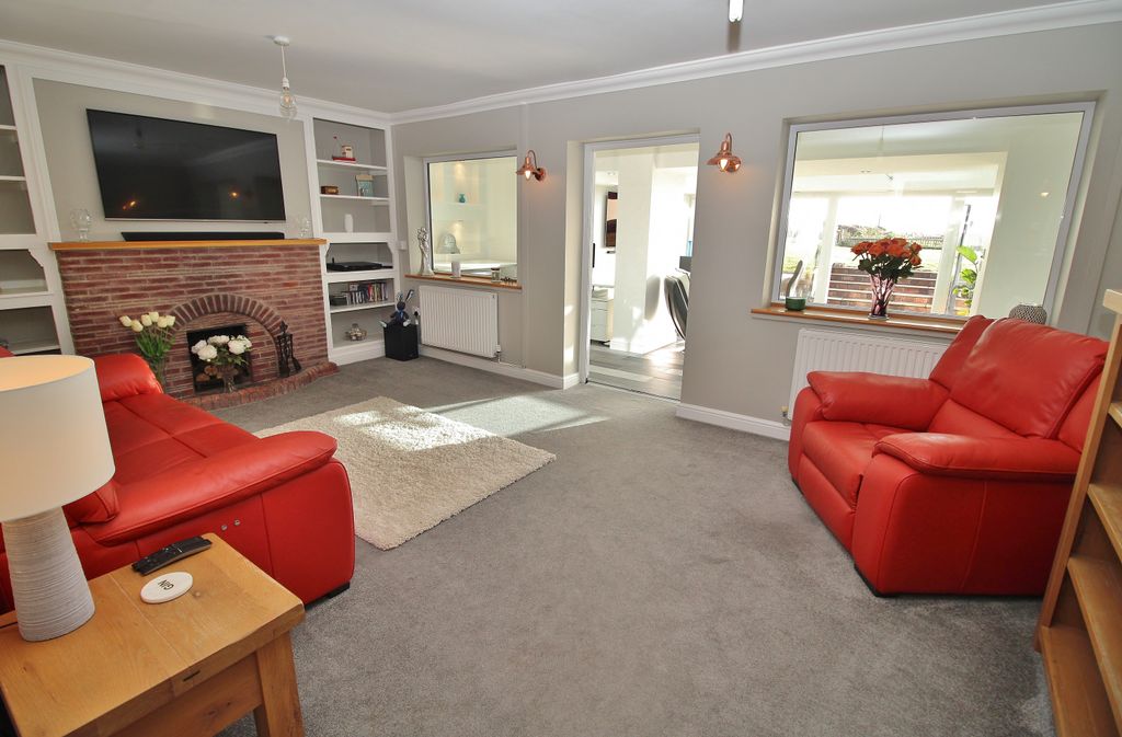Additional image 7 of 2 bed semi-detached house for saleSouthwood Road, Hayling Island PO11