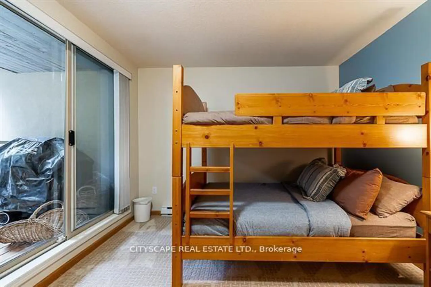 Additional image 14 of 4636 Blackcomb Way 31