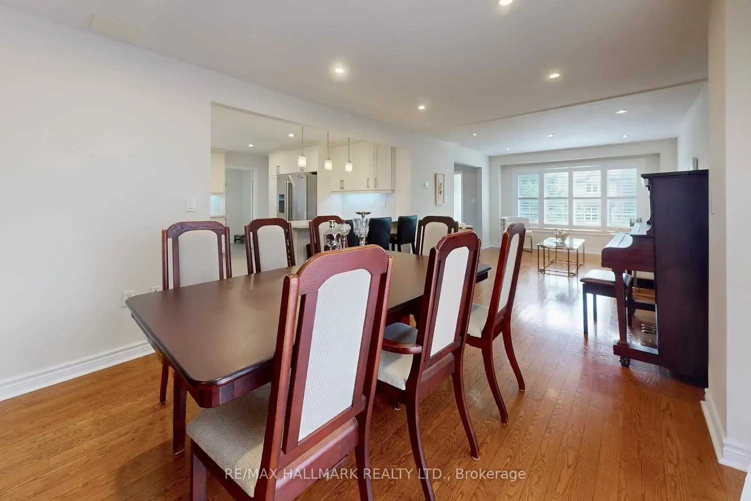 2 Butterfield Drive photo 2
