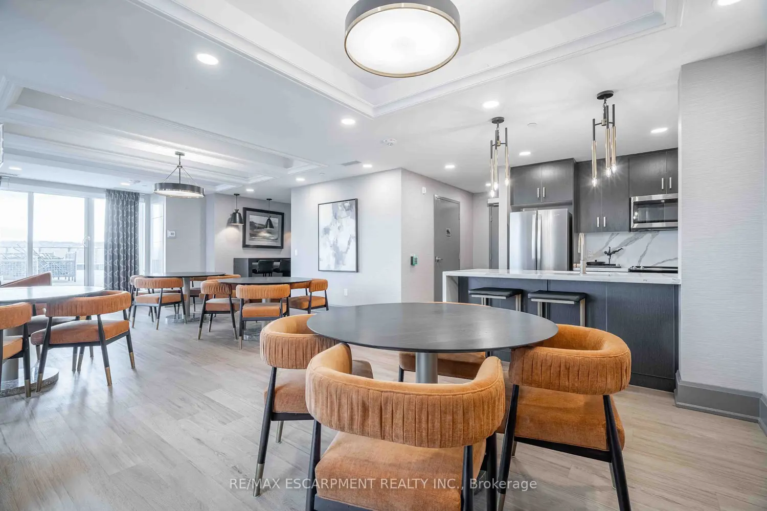 Additional image 16 of 5055 Greenlane Road 541