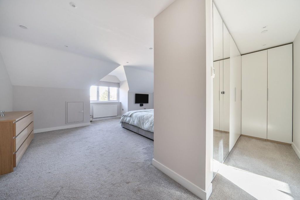 Additional image 30 of 5 bed detached house for saleNorth Close, Havant PO9