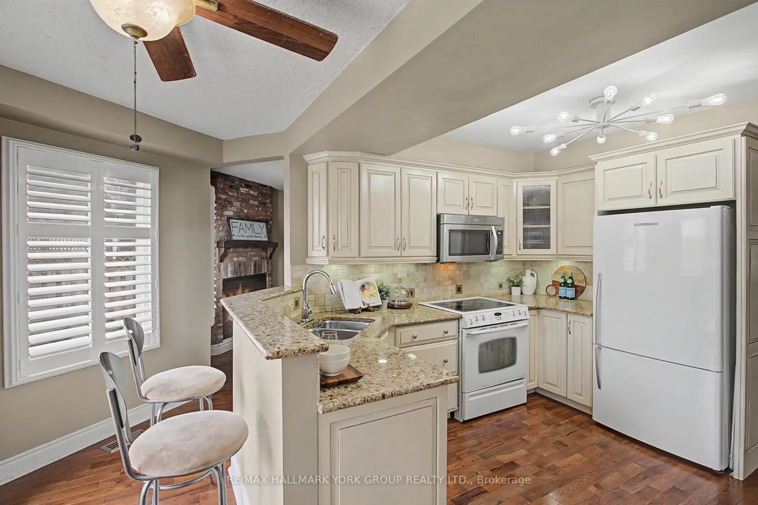 28 Hollingshead Drive photo 4