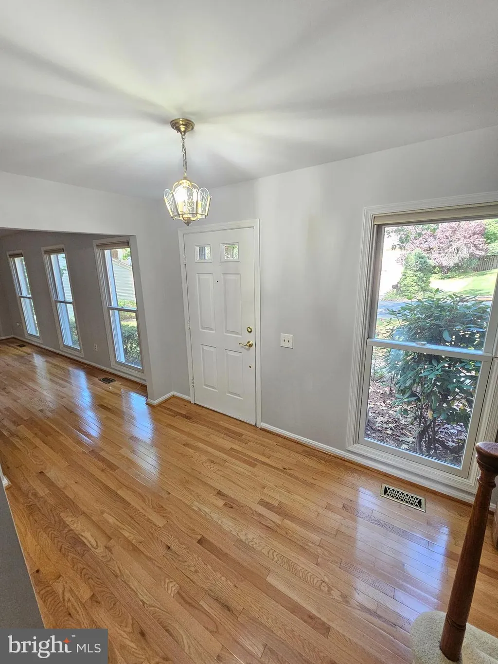 11321 Classical Lane, Silver Spring, MD 20901 photo 2