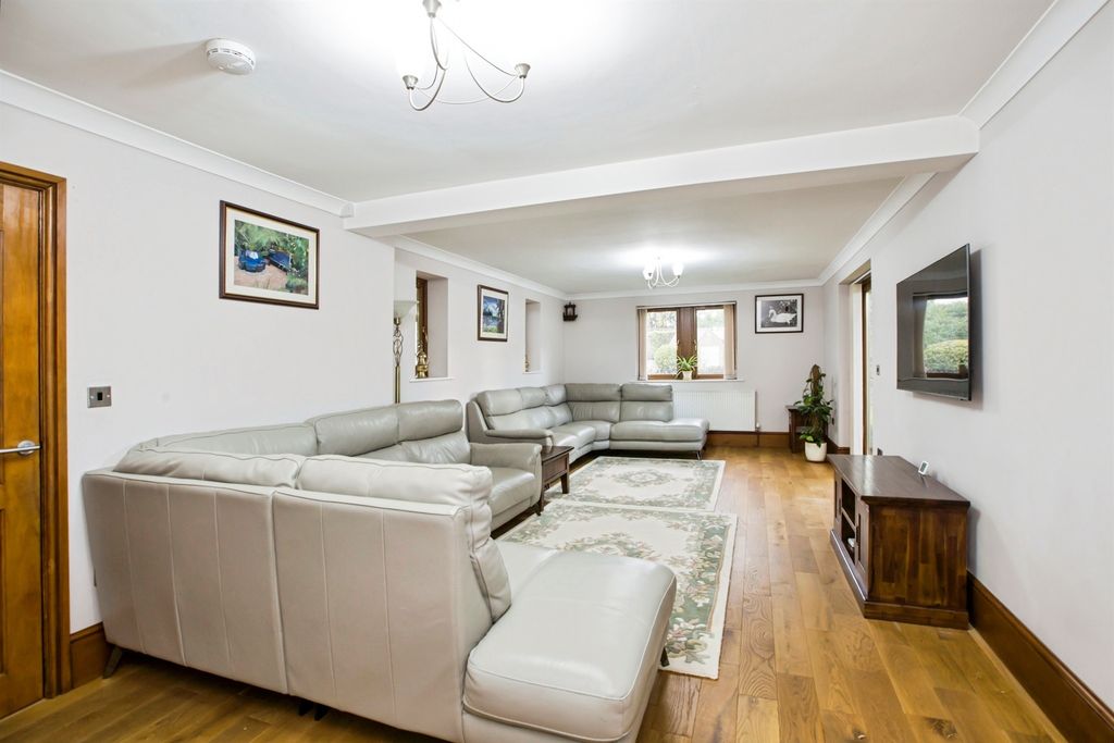 Additional image 3 of 4 bed detached house for saleLe Mar View, Southowram, Halifax HX3