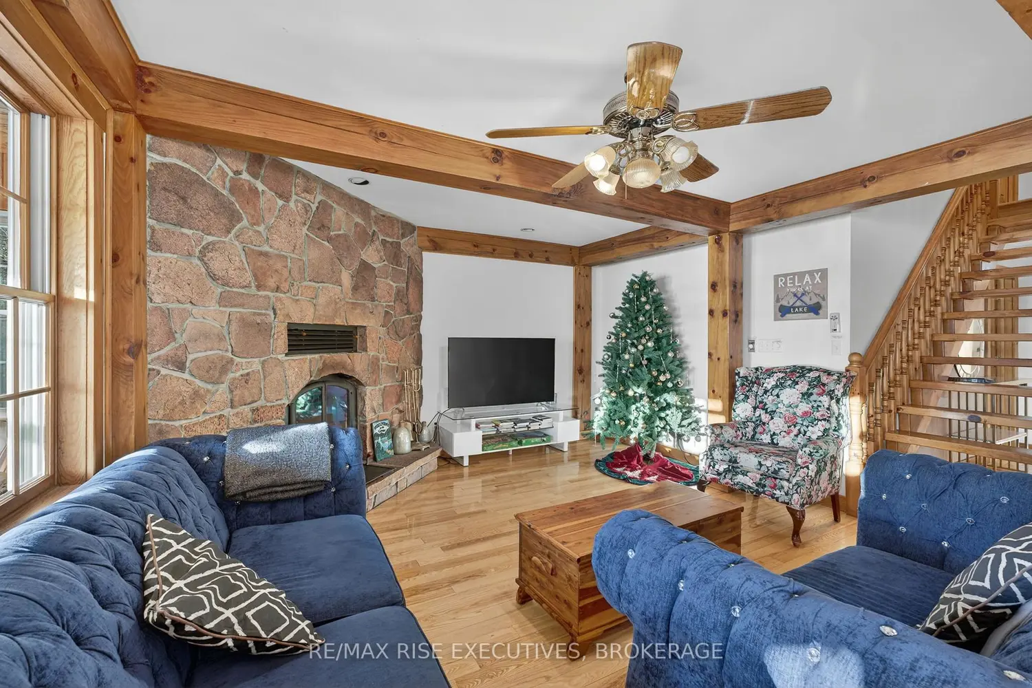 1093B Two Loon Lane photo 3