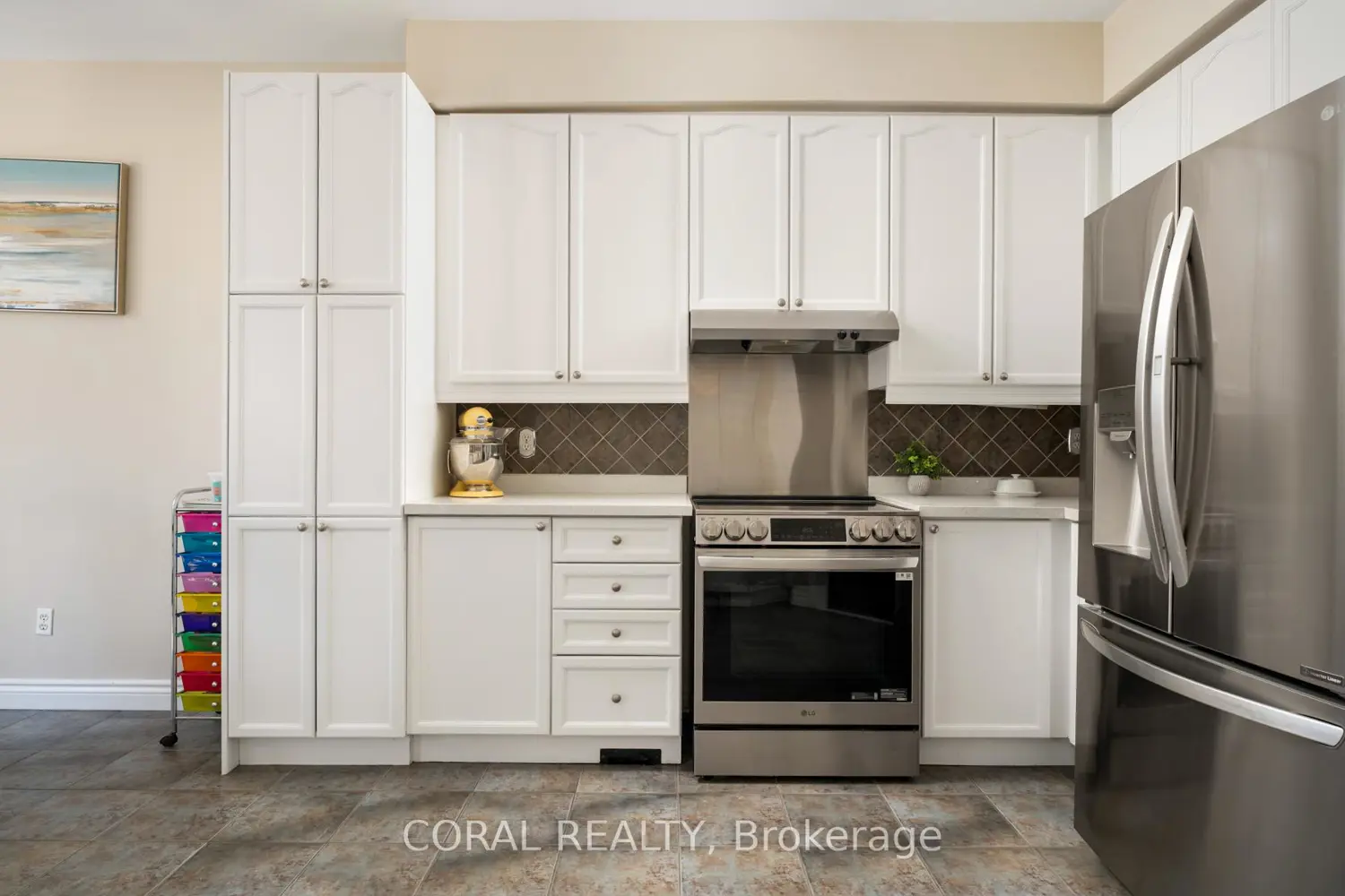 48 Hawstead Crescent photo 4