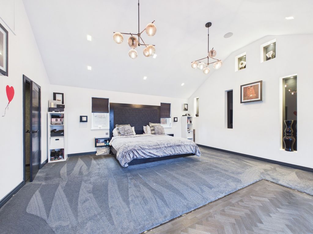 Additional image 27 of 5 bed detached house for saleThe Coachings, Cliff Road, Hessle HU13