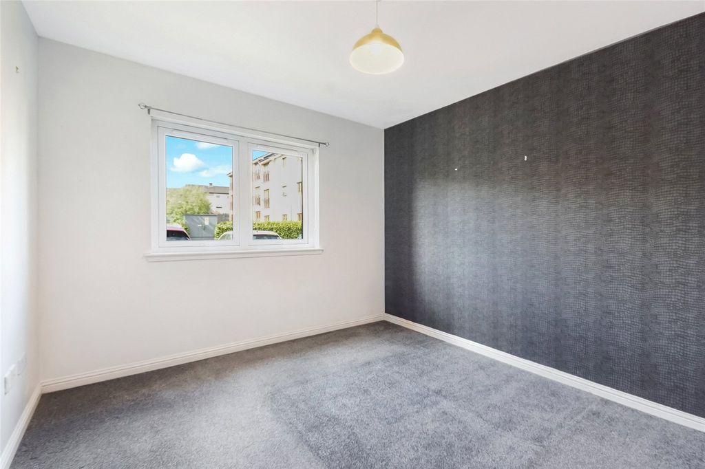 Additional image 10 of 2 bed flat for saleBrankholm Gardens, Hamilton, South Lanarkshire ML3