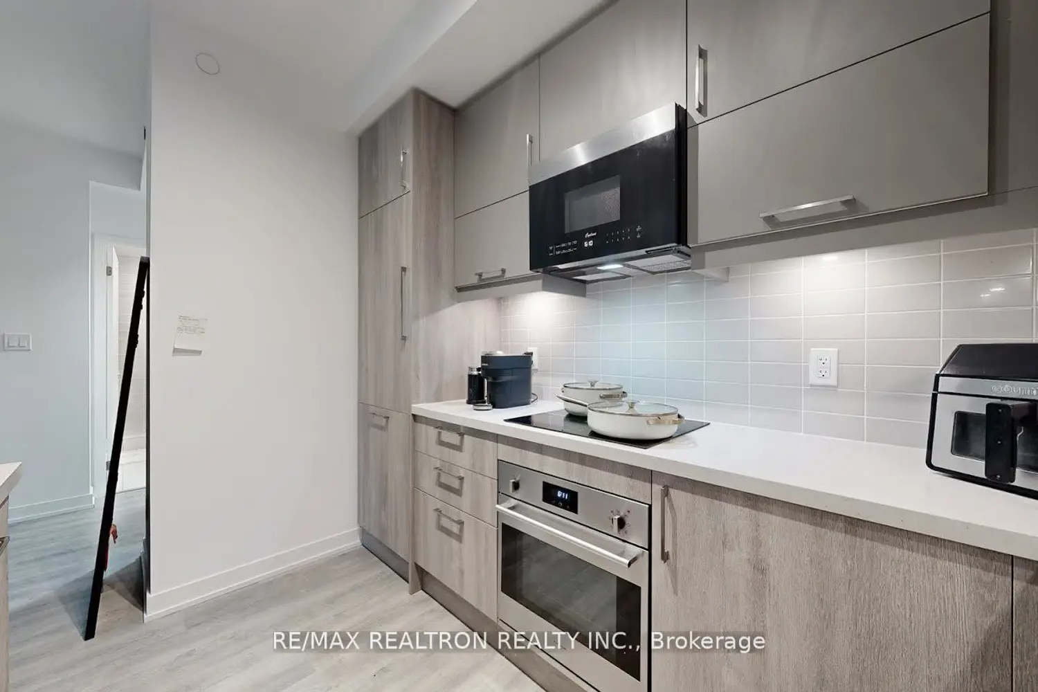 Additional image 3 of 38 Simcoe Promenade Circle 319C